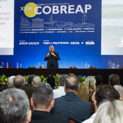 João Azevêdo apresenta obras e projetos que colocam a Paraíba como novo polo de investimento na abertura do Congresso Brasileiro de Engenharia