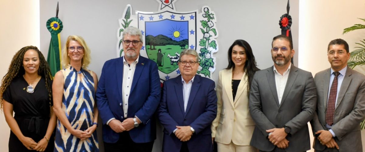 João Azevêdo apresenta potencial da Paraíba nas áreas do turismo, energias renováveis e ciência e tecnologia a cônsul-geral da Alemanha