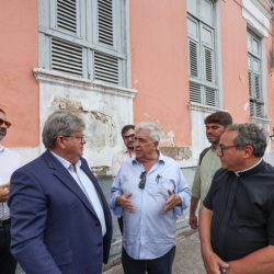 João Azevêdo se reúne com presidente do Vila Galé para instalação de hotel do grupo português no Centro Histórico da Capital