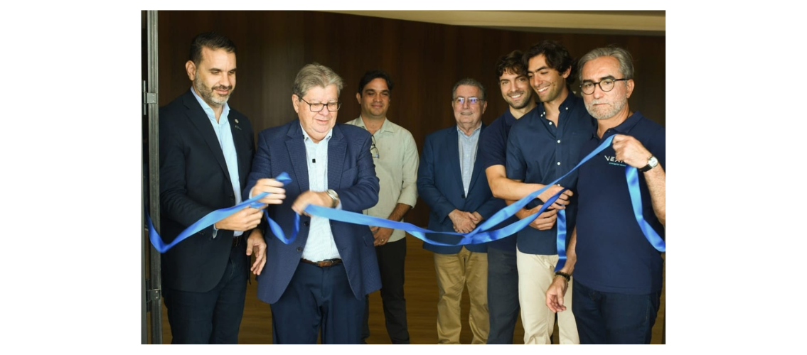 João Azevêdo vai à inauguração de fábrica de pisos e painéis vinílicos em Alhandra e destaca desempenho da Paraíba na atração de investimentos