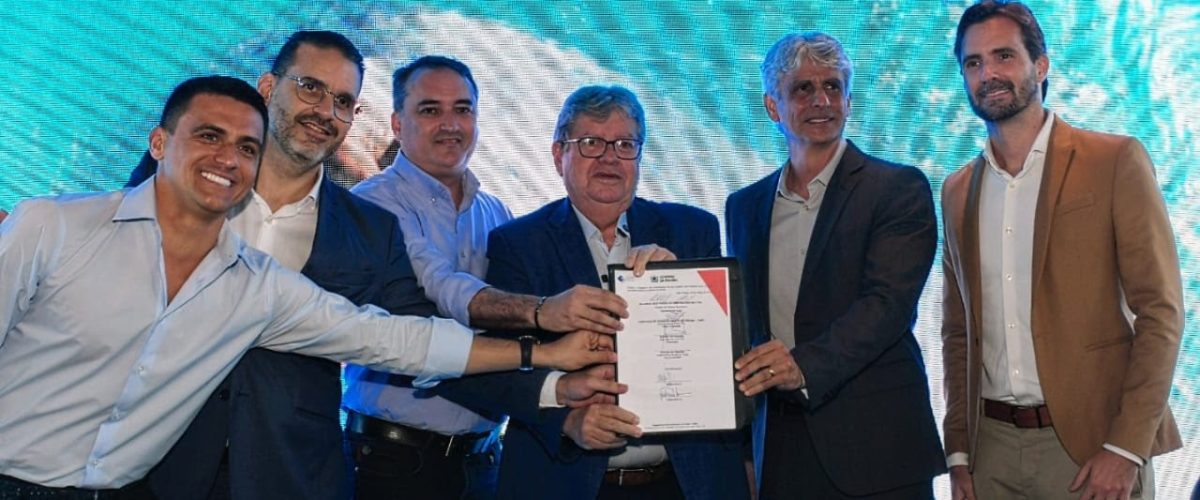 João Azevêdo assina contrato do 12° empreendimento para Polo Turístico Cabo Branco e destaca diferencial do projeto
